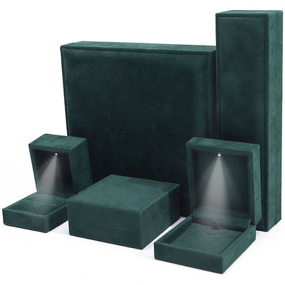 Dark Green Soft Touch Velvet Luxury Jewelry Packaging Box dengan Cahaya LED yang bersinar