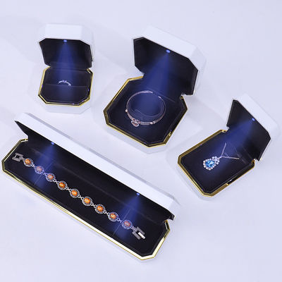 Beli Custom Logo Cahaya Perhiasan Kotak Hadiah Untuk Gelang Gelang Pendant Velvet Kalung Cincin Bahan buatan tangan online manufacture