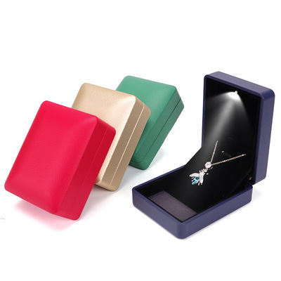 Paket Perhiasan Hanhong Gold Kulit LED Ring Box dengan Silk Screen Print dan Light