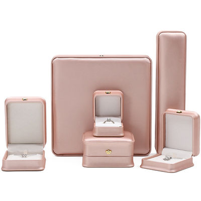 Beli Custom Logo Jewelry Box Rose Gold Leather Crown Desain untuk Cincin Earrings dan Kalung online manufacture
