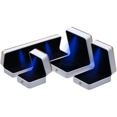 Custom Jewelry Box Packaging Gold Trim Plastic Jewelry Case Dengan Lampu LED
