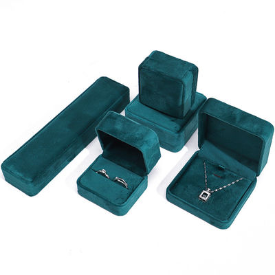 Grosir Manufaktur Perhiasan Mewah Kotak kemasan Logo kustom yang dipersonalisasi high end Kalung warna hijau gelap Gelang Earrings Cincin Kemasan Kotak Perhiasan Velvet
