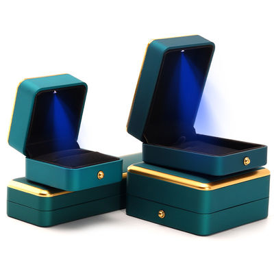 Light Green LED Plastic Velvet Jewelry Box untuk Custom di Square Luxury Gaya elegan