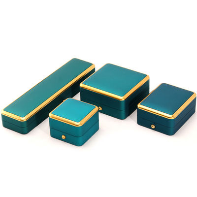 Light Green LED Plastic Velvet Jewelry Box untuk Custom di Square Luxury Gaya elegan
