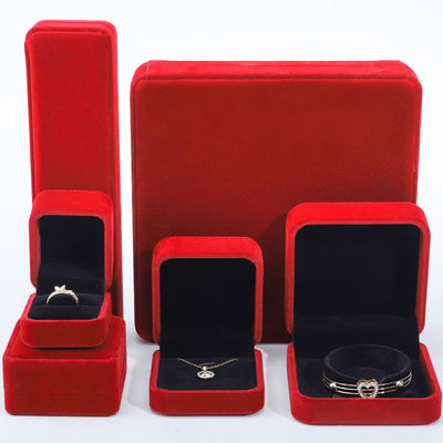 Beli Grosir Pabrik Perhiasan Velvet Mewah Kotak Custom Logo Perhiasan Perhiasan Kotak Perhiasan Velvet online manufacture