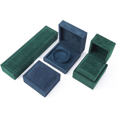 Kotak Perhiasan Beludru Gelap Kustom untuk Cincin Gelang Anting Kalung Mewah 9*9*4Cm