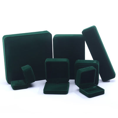 China Manufaktur grosir high end Handmade Necklace Ring Box Perhiasan Kemasan Logo Custom Luxury Square Suede Velvet Dark Green Perhiasan Box