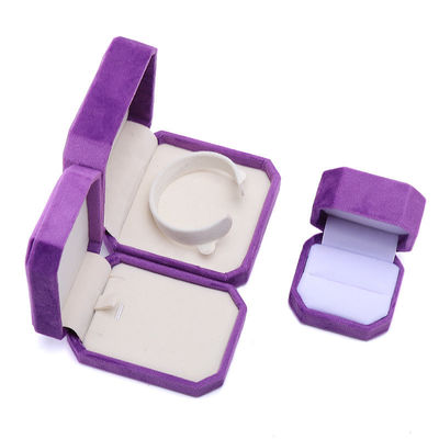 Paket Perhiasan Custom Octagonal Bentuk Ungu Flannelette Box untuk Kalung Gelang Cincin