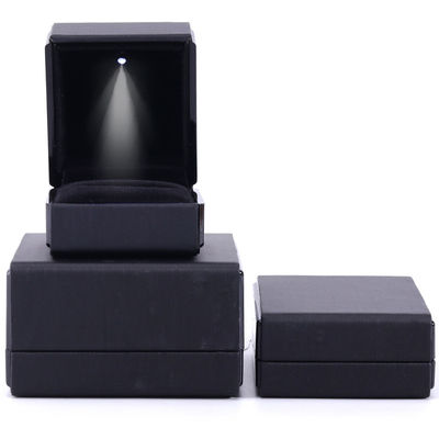 Kotak Perhiasan Hitam buatan tangan LED Cahaya untuk Kemasan Kulit Logo Hanhong