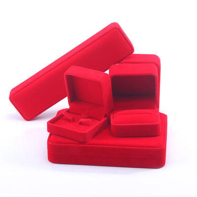Luxury velvet Perhiasan kotak kemasan high end buatan tangan kotak perhiasan merah untuk kalung gelang anting cincin