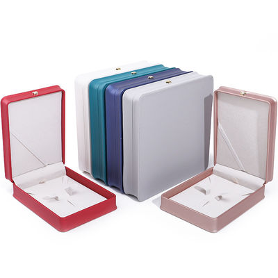 Bentuk persegi panjang Handmade Hanhong Custom Logo Box Crown Design Luxurious PU Leather Box Necklace Ring Jewelry Box