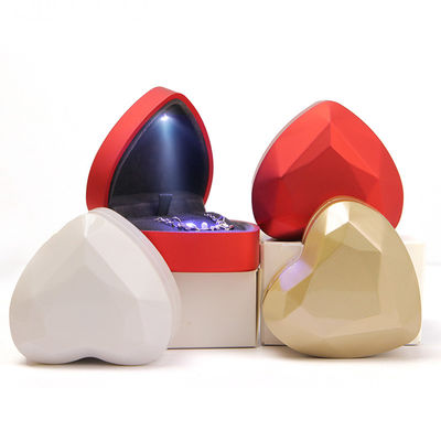 Grosir Pabrik Perhiasan mewah Perhiasan hadiah Kotak kemasan Custom Kalung Cincin set perhiasan Kemasan plastik bentuk hati putih led Perhiasan Kotak dengan logo