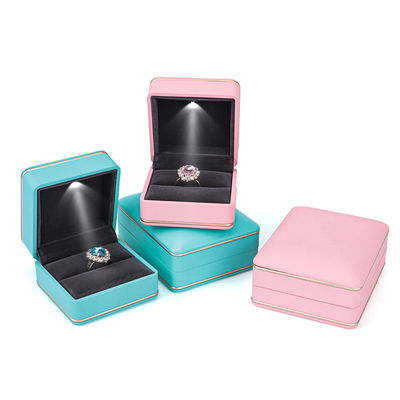 Beli Paket Perhiasan dengan Lampu Hanhong Custom Logo Silk Screen Printing LED Storage Box online manufacture