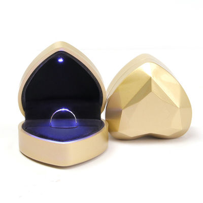 Beli Kaset Perhiasan Emas Berbentuk Hati LED untuk Ukuran dan Logo Pelanggan yang Disesuaikan online manufacture