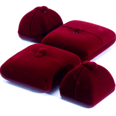 Ukuran yang disesuaikan Kotak Perhiasan Red Velvet untuk gelang mewah Earrings dan kalung