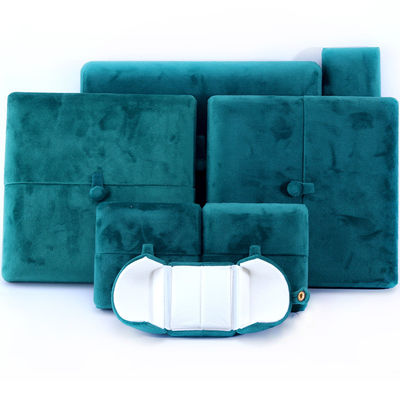 Beli 10*10*3cm Custom Logo Luxury Jewelry Box untuk Green Velvet Bracelet Earrings Packaging online manufacture