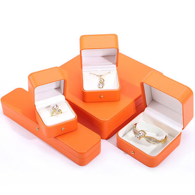 Customized Kulit dan Velvet Travel Perhiasan Organiser untuk Kalung Ring Earrings
