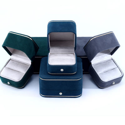 Beli Custom Logo Velvet Perhiasan Kotak untuk gelang dan cincin buatan tangan di 2023 Luxury Packaging online manufacture