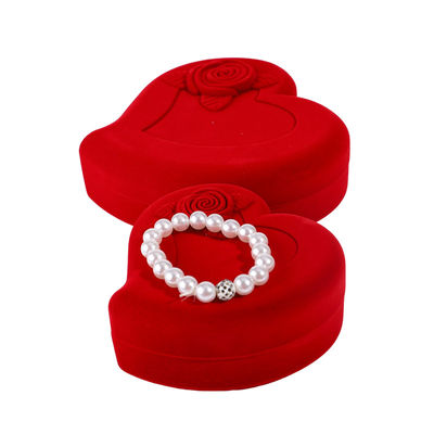 Kotak Perhiasan Velvet untuk Red Love Ring Kalung dan Stud Earrings Set Custom Packaging