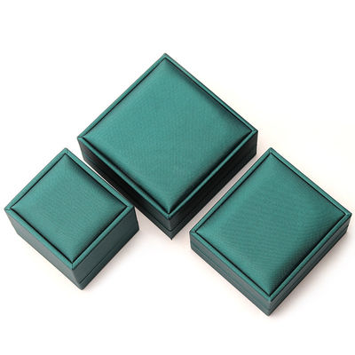 Custom Luxury Velvet Perhiasan Kemasan Kotak Hijau PU Kulit Kalung dan Cincin Hanhong