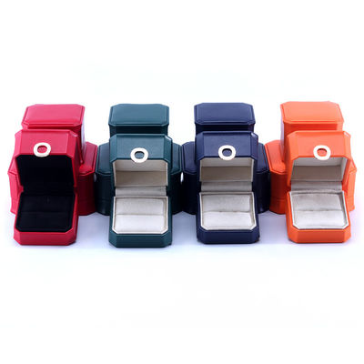 Beli 11*11*5.5cm Desain Cincin Warna Disesuaikan Kotak Perhiasan Kulit PU untuk Gelang Gelang online manufacture