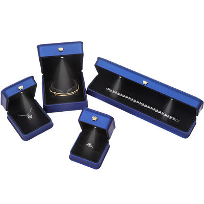 Soft Convex PU Kulit LED Perhiasan Storage Box Mewah Perhiasan Case Warna Biru Hitam