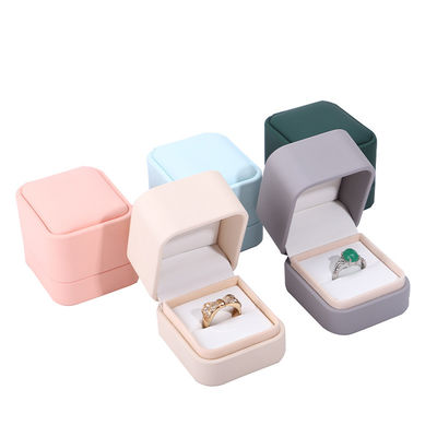 Beli Logo Custom Perhiasan Paket Kotak Kulit PU untuk anting-anting Gelang Kalung dan Cincin online manufacture