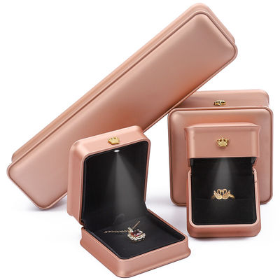 Beli Gelang cincin anting-anting kotak perhiasan LED set kotak perhiasan khusus dengan logo grosir online manufacture
