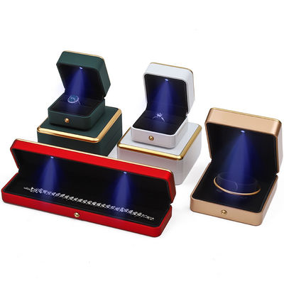 Beli Customized Gold Trim LED Jewelry Box Organizer untuk Gelang Kalung Earrings Ring online manufacture