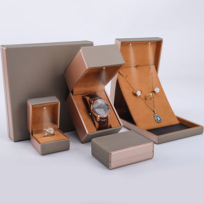 OEM PU Kulit LED Kotak Perhiasan, Handy Square Perhiasan Luxury Packaging Box Set