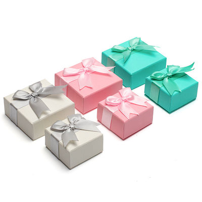 Hanhong Custom Logo Perhiasan Paket untuk Anak Perempuan Earrings Mini Warna Kertas Samet Kotak Hadiah