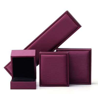 Beli Custom Luxury Velvet Jewelry Packaging Box dengan PU Kulit Ungu dari Hanhong online manufacture