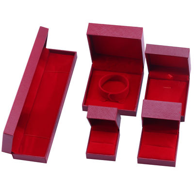 Pabrik grosir Perhiasan kotak persegi mewah Perhiasan kotak khusus high end Kalung Gelang Earrings Cincin perhiasan set Kemasan kertas kardus flip merah Perhiasan kotak dengan logo