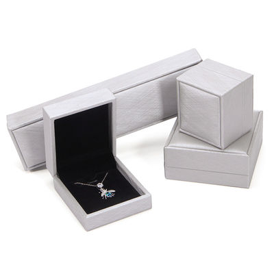 Hanhong 2022 Kotak Perhiasan Kemasan Set PU Kulit Perhiasan Kaset dengan Logo Custom Printed Ring Box