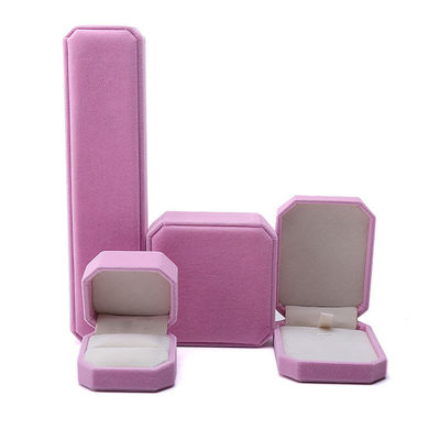 Bentuk Oktagonal Pink Flannelette Kotak Perhiasan Untuk Kalung Gelang Cincin Gaya Terbaru