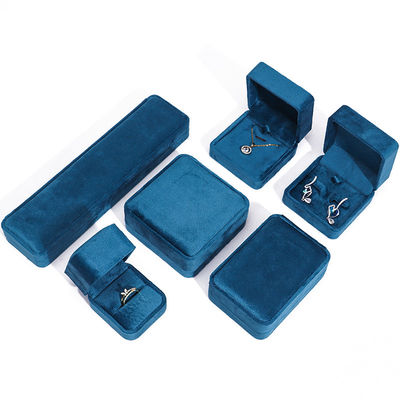 Grosir manufaktur jual panas Perhiasan Mewah Kotak Logo Custom Disesuaikan High End Kalung Biru Gelang Gelang Earrings Cincin Kemasan Kotak Perhiasan Beludru