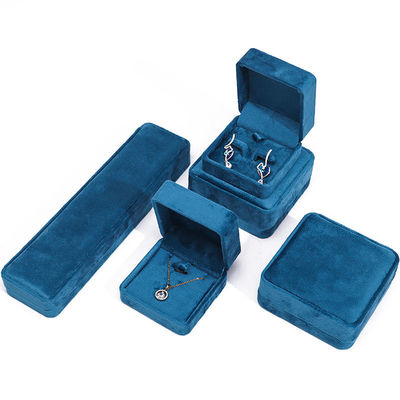 Grosir manufaktur jual panas Perhiasan Mewah Kotak Logo Custom Disesuaikan High End Kalung Biru Gelang Gelang Earrings Cincin Kemasan Kotak Perhiasan Beludru