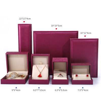 China manufaktur Grosir Perhiasan Mewah Kotak kemasan Custom high end Kalung Gelang Earring Cincin Kemasan mawar Merah Pu Kulit Perhiasan Kotak dengan logo