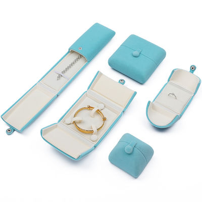Cyan Soft Sleek Velvet Perhiasan Packaging Box Clamshell Bentuk Perhiasan Box Hadiah