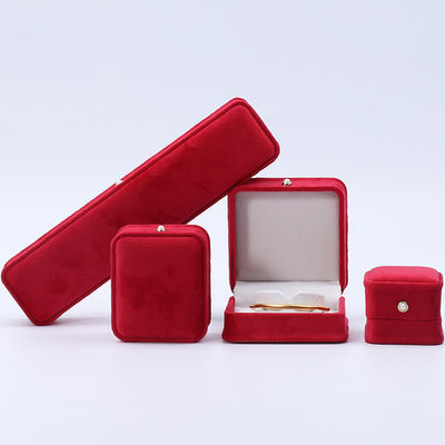 Grosir Pabrik Perhiasan beludru Mewah kemasan Kotak Logo khusus Kalung Gelang Earrings Cincin Kemasan Kotak Perhiasan Beludru Merah