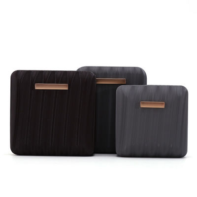 High-End Ray Grain Fux Kulit Perhiasan Kemasan Kotak dengan Ornamen Golden Bar