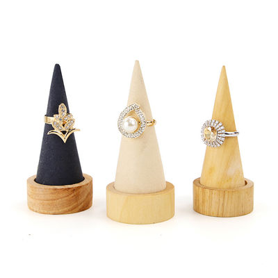 Compact Cone Bentuk Kayu Gelang Tampilan Stand untuk Bangle Watch Exhibition