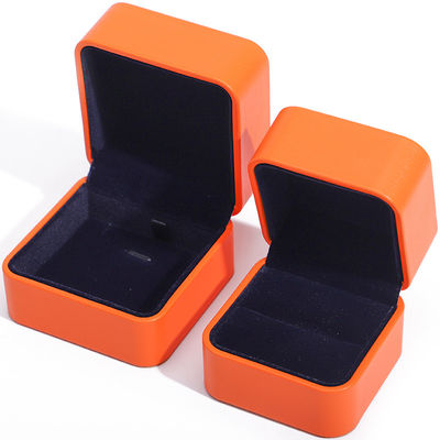 Hot Stamping Smooth Fux Leather Perhiasan Box Packaging Set Lembut Samet Lining