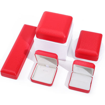 Red Convex Roof PU Leather Luxury Jewelry Box Set dengan Snow Grain Velvet Lining