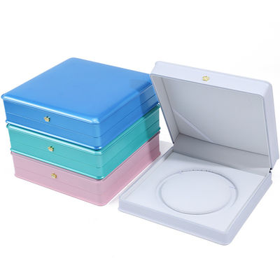 Beli Soft Touch Macaron Warna Plastik Mutiara Kalung Kotak Penyimpanan Perhiasan Kemasan online manufacture