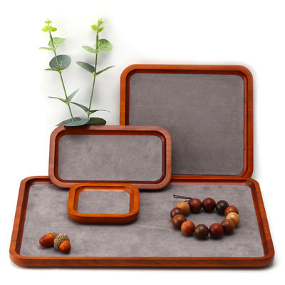 Red Edge Perhiasan Kayu Display Props Super Serat Lining Pameran Display Tray