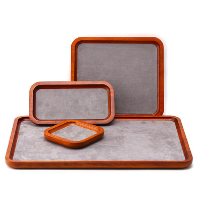 Red Edge Perhiasan Kayu Display Props Super Serat Lining Pameran Display Tray