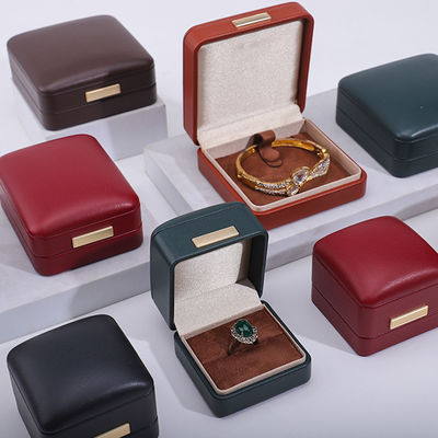 Beli Soft Touch Convex Roof Baju Palsu Perhiasan Kemasan Kotak Set Untuk Gelang Cincin online manufacture