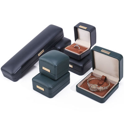 Beli Handy Convex Roof Fake Leather Luxury Jewelry Box Paket dengan Ornamen Bar Emas online manufacture