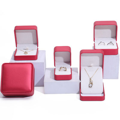 Noble Red PU Leather Luxury Jewelry Packaging Box Set dengan lapisan beludru lembut
